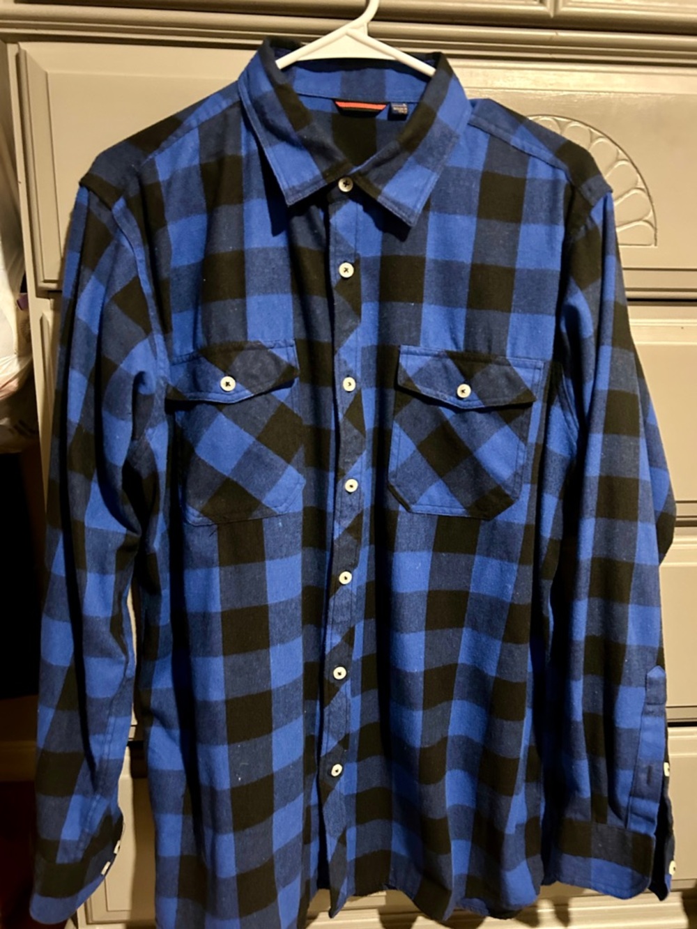 Made in Italy: Men’s black n blue buffalo plaid long sleeve flannel shirt size L